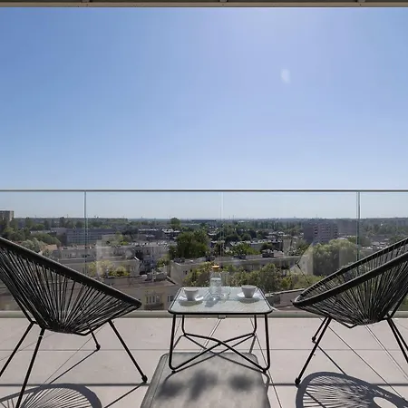 Comfortable In With Gym Sauna & Cinema By Renters