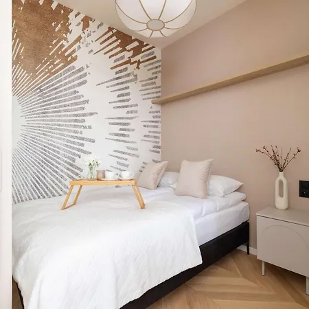 Апартаменты Comfortable In With Gym Sauna & Cinema By Renters