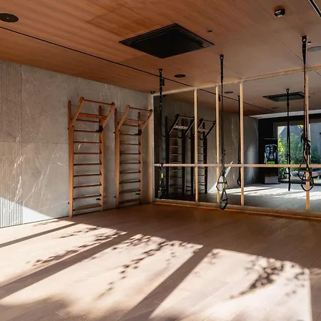 Comfortable In With Gym Sauna & Cinema By Renters Apartament *