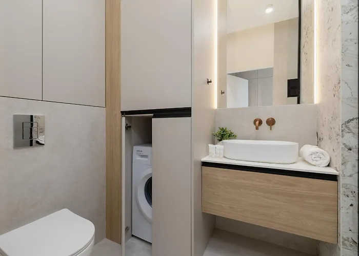 Comfortable In With Gym Sauna & Cinema By Renters Apartamento